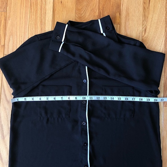 NWOT Monteau White Accent Long Sleeve Button Up - Picture 12 of 15